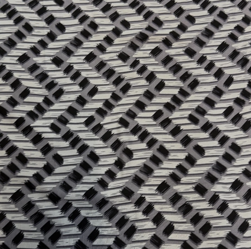 3 Metres Soft Cotton Viscose Fabric (58 Inches) - Grey ZigZag Print